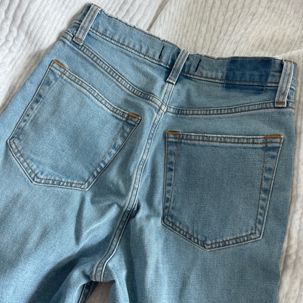 Abercrombie & Fitch the 90’s slim straight ultra high rise size 26/2R
